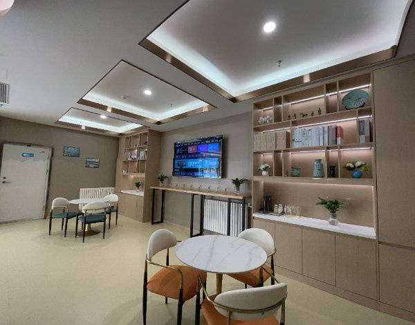 家园·认知照护专业周全普乐时光·认知专区安心靠谱2026最新九游会j9ag专收阿尔茨海默病专业正规的养老机构选哪家?太保(图1) 家园·认知照护专业周全普乐时光·认知专区安心靠谱2026最新九游会j9ag专收阿尔茨海默病专业正规的养老机构选哪家?太保(图1)